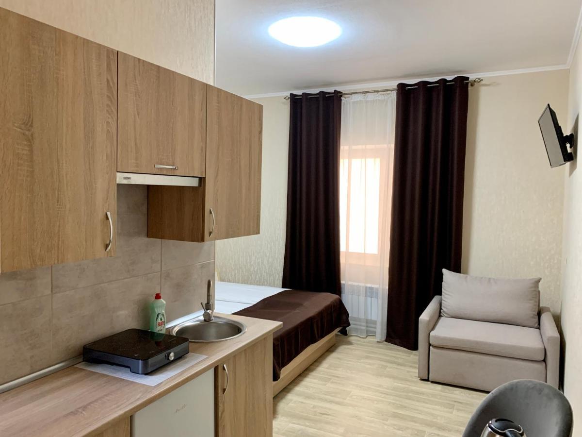 Отель Южный Двор Kharkiv Exterior photo