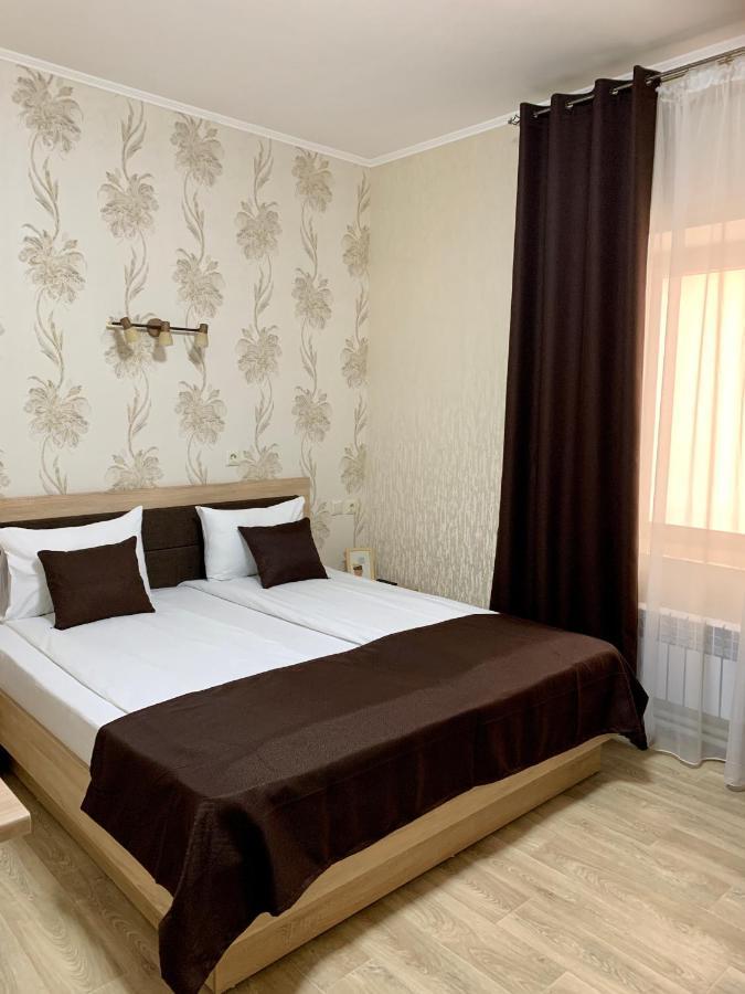 Отель Южный Двор Kharkiv Exterior photo